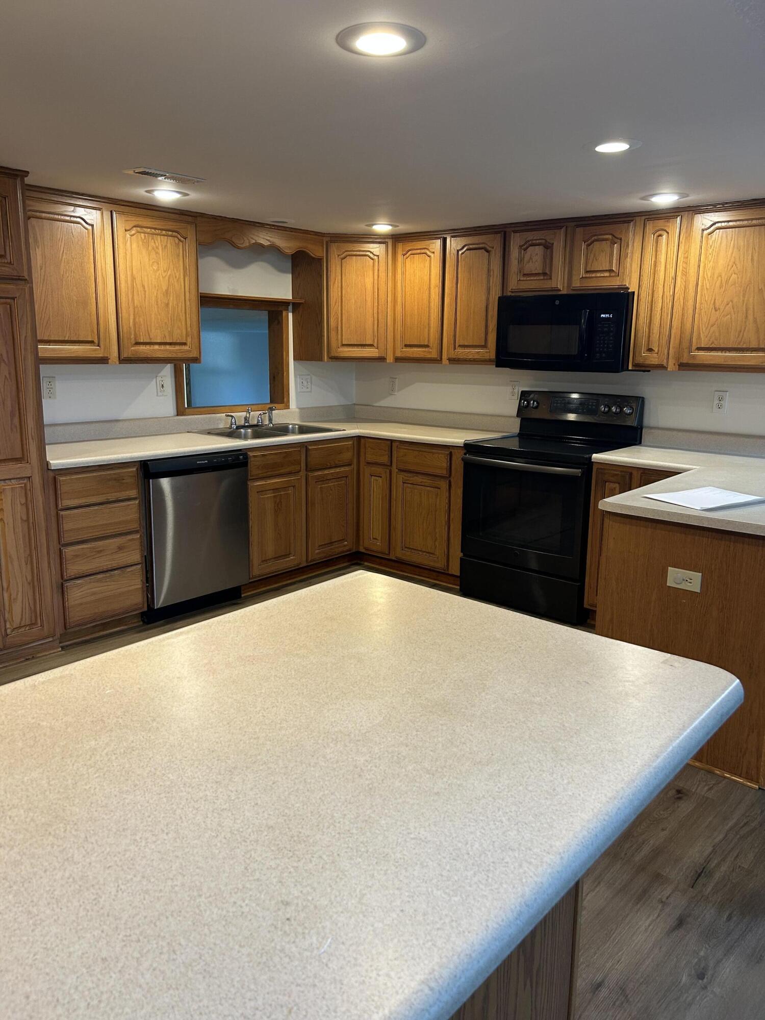 555 Claar Road Coldwater, MI 49036 - Photo 8 of 14 IMG_2319