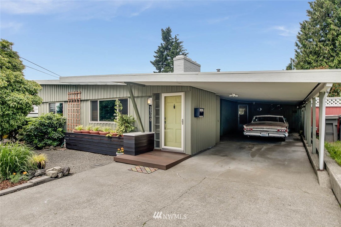 2300 Northeast 9th Street Renton, WA 98056 - Photo 1 of 22