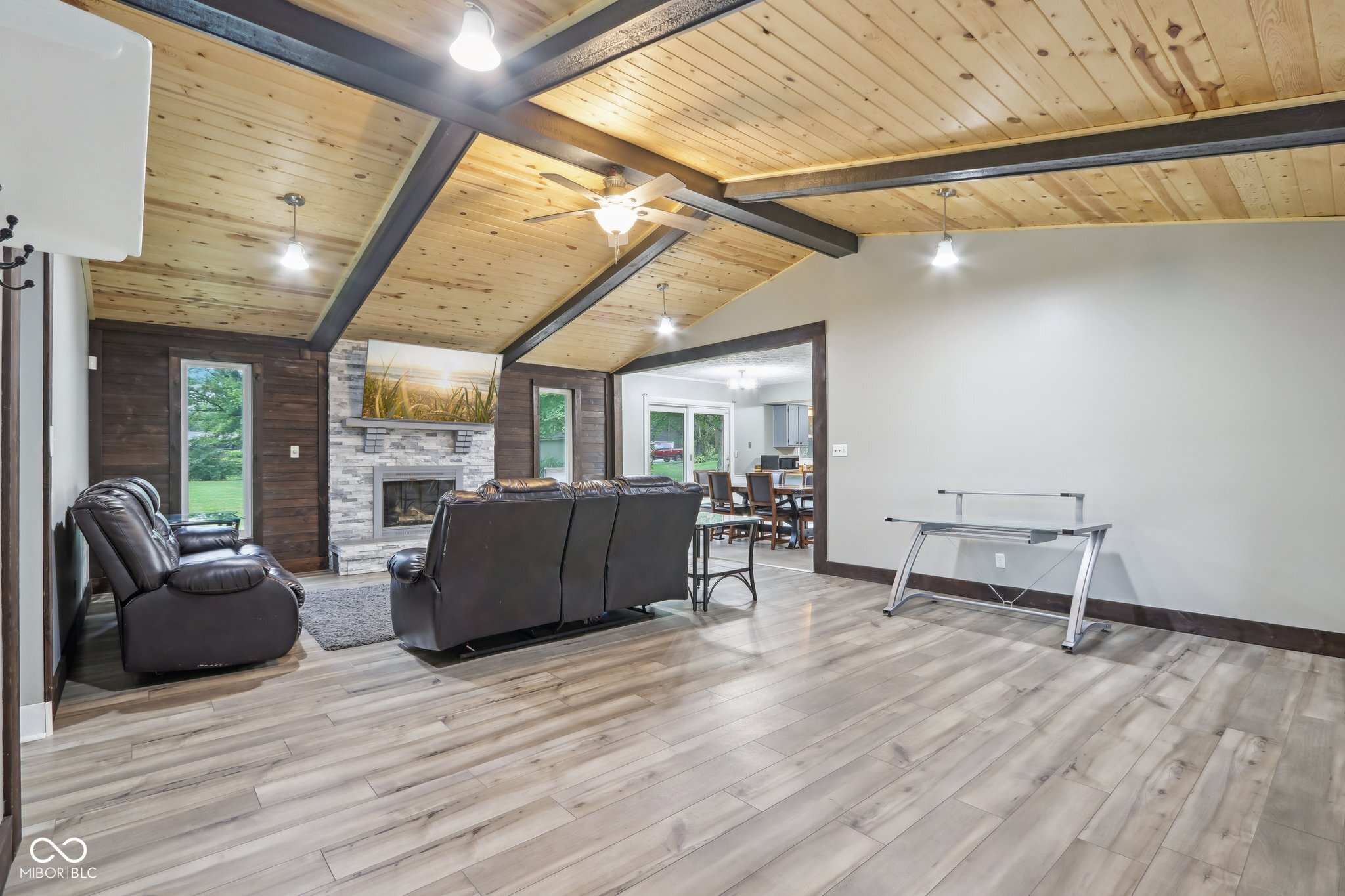 3104 East Midland Road Indianapolis, IN 46227 - Photo 5 of 30 Gallery Image 5