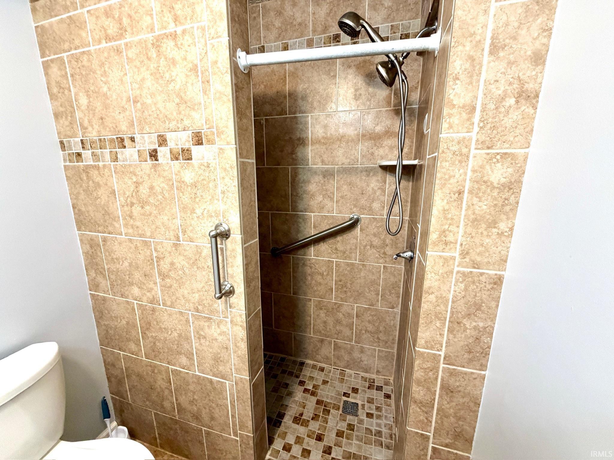 1026 Q Street Bedford, IN 47421 - Photo 17 of 27