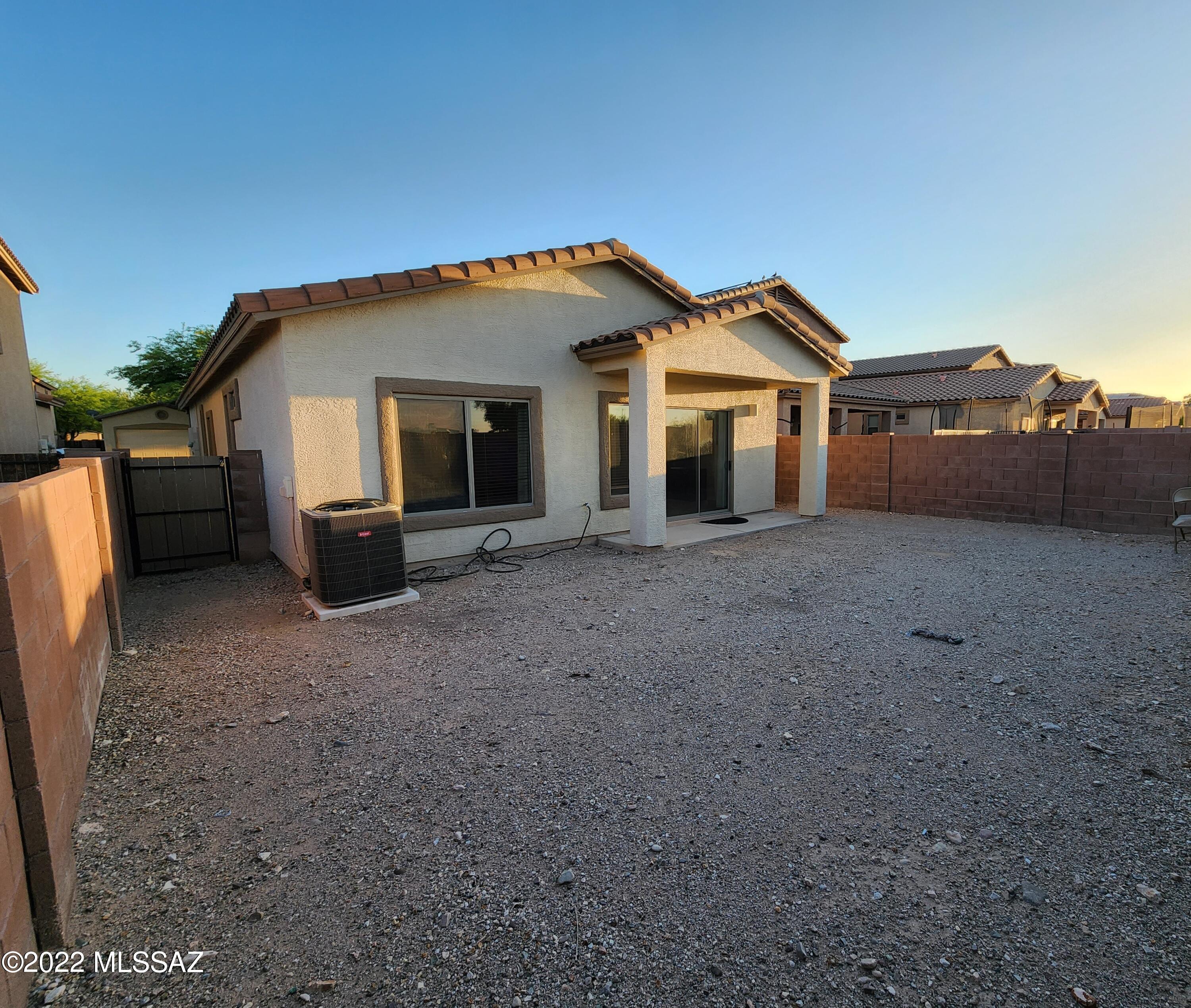 7635 East Fair Meadows Loop Tucson, AZ 85756 - Photo 16 of 17