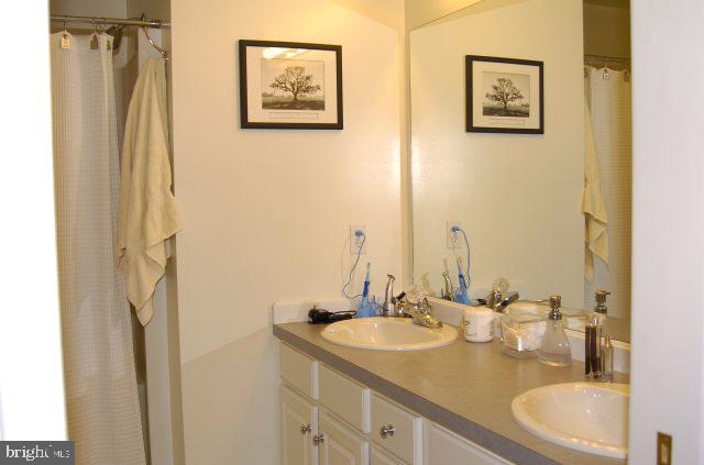 1348 Overlook Road Middletown, PA 17057 - Photo 8 of 9 Gallery Image 8