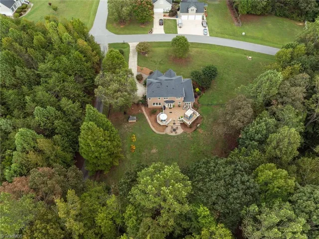 $550,000 | 7603 Adler Road, Summerfield, NC 27358