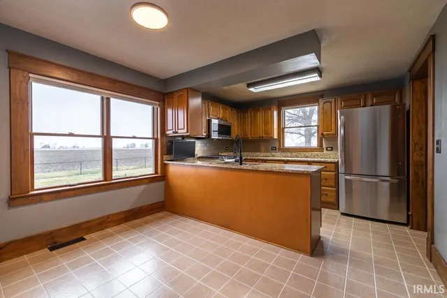 $387,000 | 6640 West 500 South, Swayzee, IN 46986