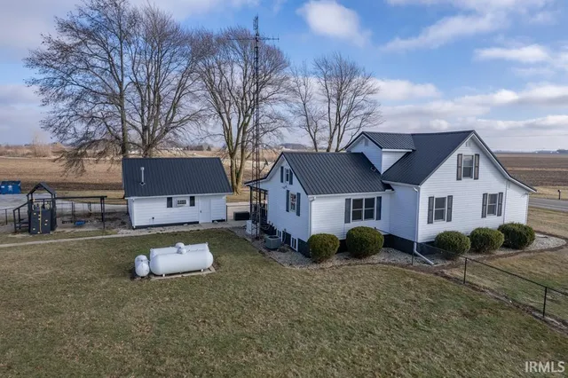 $369,000 | 6640 West 500 South, Swayzee, IN 46986