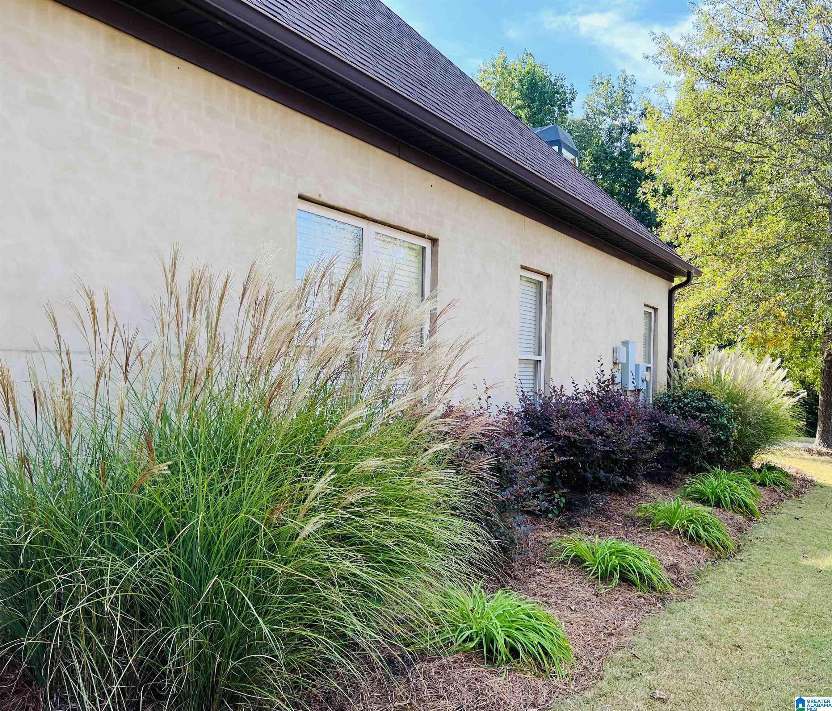 402 Ballantrae Road Pelham, AL 35124 - Photo 3 of 89