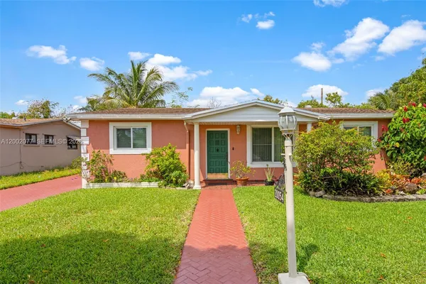 $564,900 | 20054 Northwest 12th Place, Miami Gardens, FL 33169