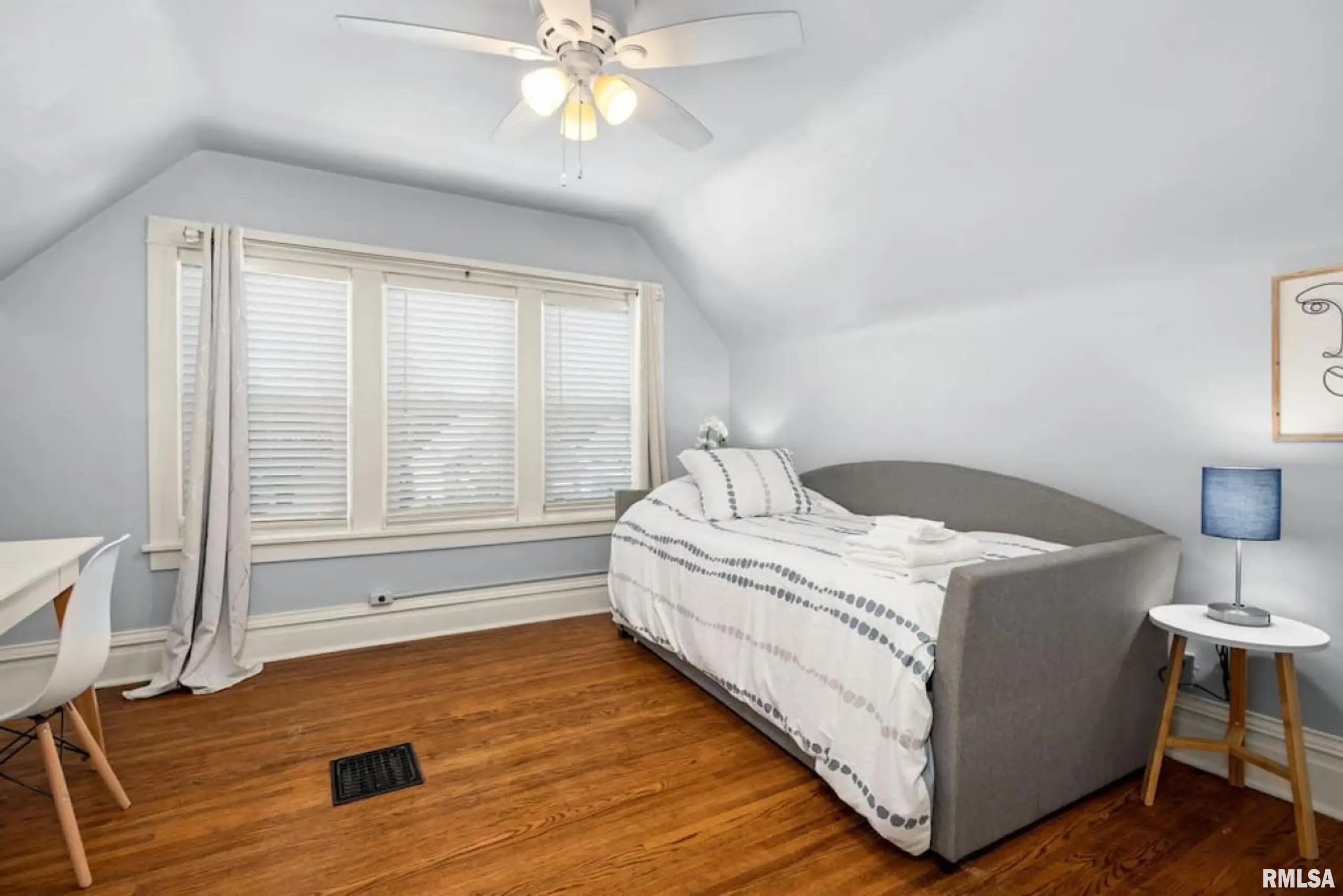 1216 East Rouse Avenue Peoria Heights, IL 61616 - Photo 17 of 19