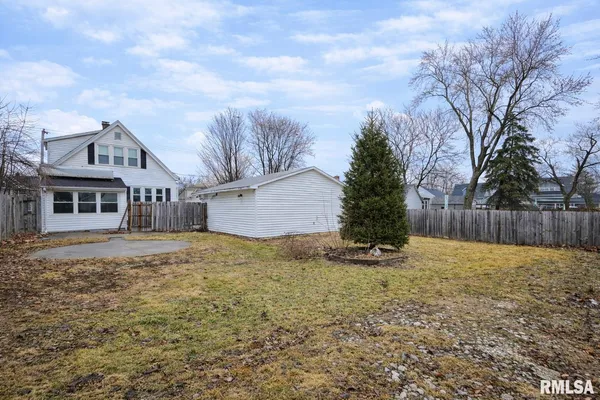 $167,000 | 1216 East Rouse Avenue, Peoria Heights, IL 61616