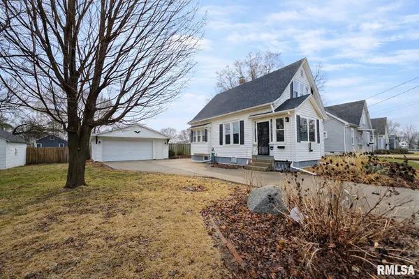$167,000 | 1216 East Rouse Avenue, Peoria Heights, IL 61616