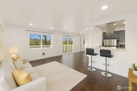 $820,000 | 4028 38th Avenue South, Seattle, WA 98118