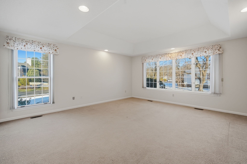 53 Ashford Road Longmeadow, MA 01106 - Photo 22 of 42