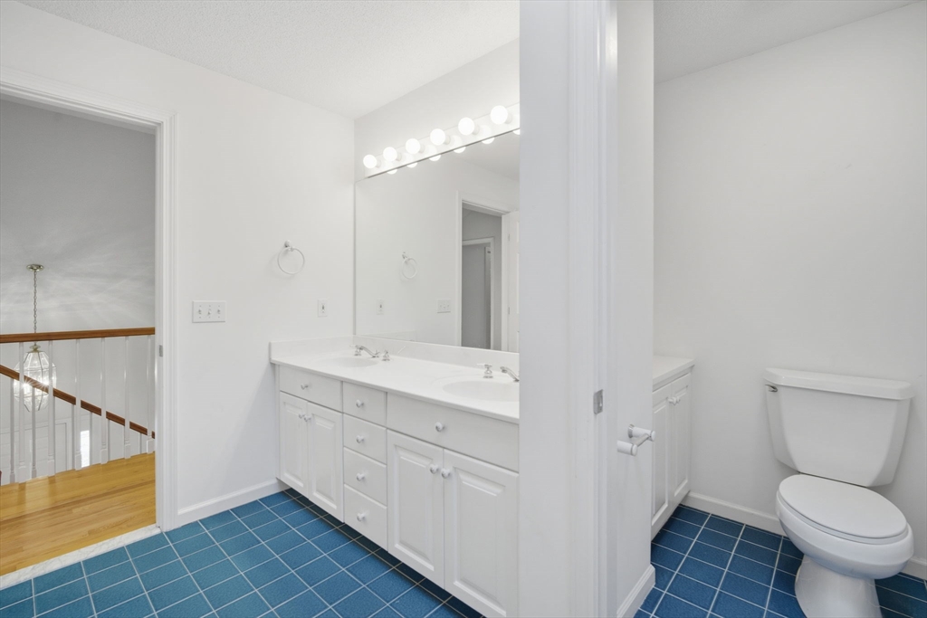 53 Ashford Road Longmeadow, MA 01106 - Photo 32 of 42