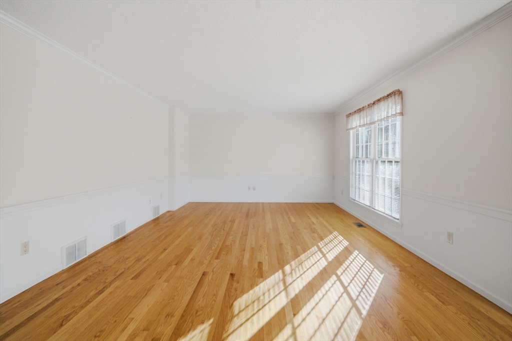 53 Ashford Road Longmeadow, MA 01106 - Photo 7 of 42