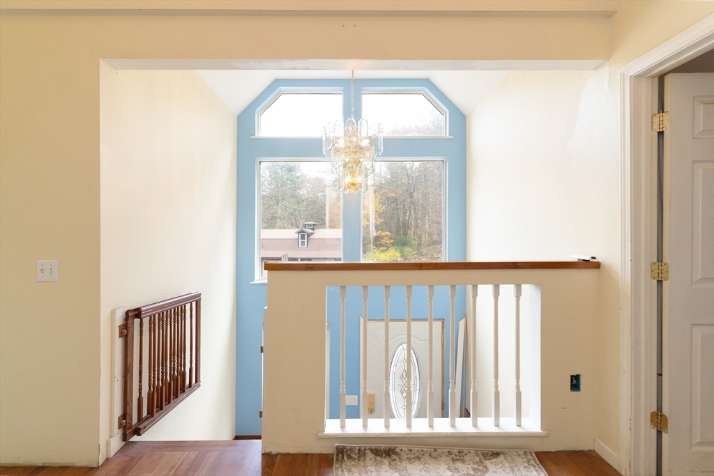 68 Lyon Road West Brookfield, MA 01585 - Photo 6 of 40