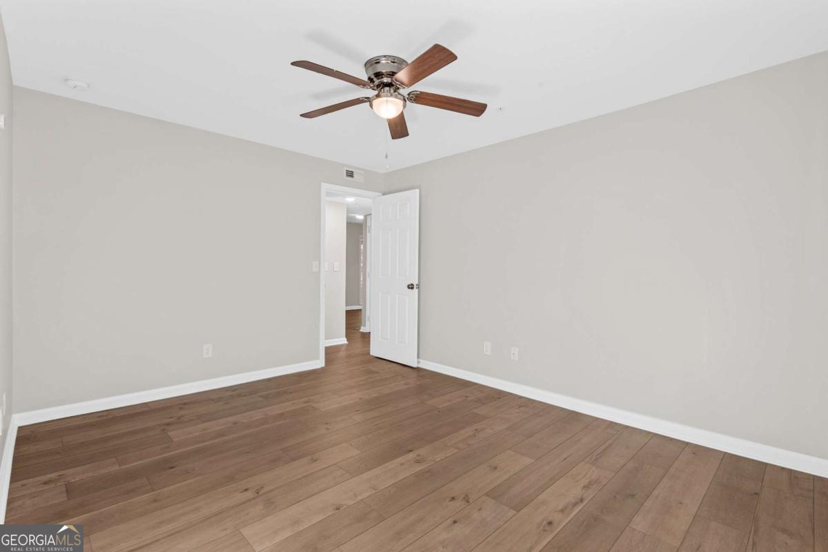 1166 Booth Road Southwest, Unit 407 Marietta, GA 30008 - Photo 14 of 18