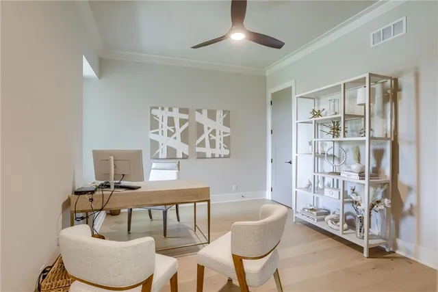 $1,225,000 | 13702 Pembroke Lane, Leawood, KS 66224