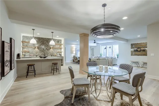 $1,225,000 | 13702 Pembroke Lane, Leawood, KS 66224