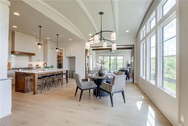 $1,225,000 | 13702 Pembroke Lane, Leawood, KS 66224