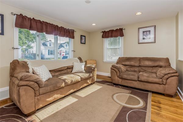 180 Balch Street Pawtucket, RI 02861 - Photo 6 of 30 Gallery Image 6