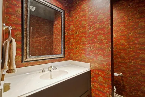 $685,000 | 4412 McKinney Avenue, Unit 10, Dallas, TX 75205