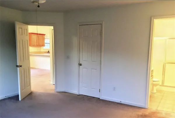 $315,500 | 5059 Betsy Ross Way, Salina, NY 13088