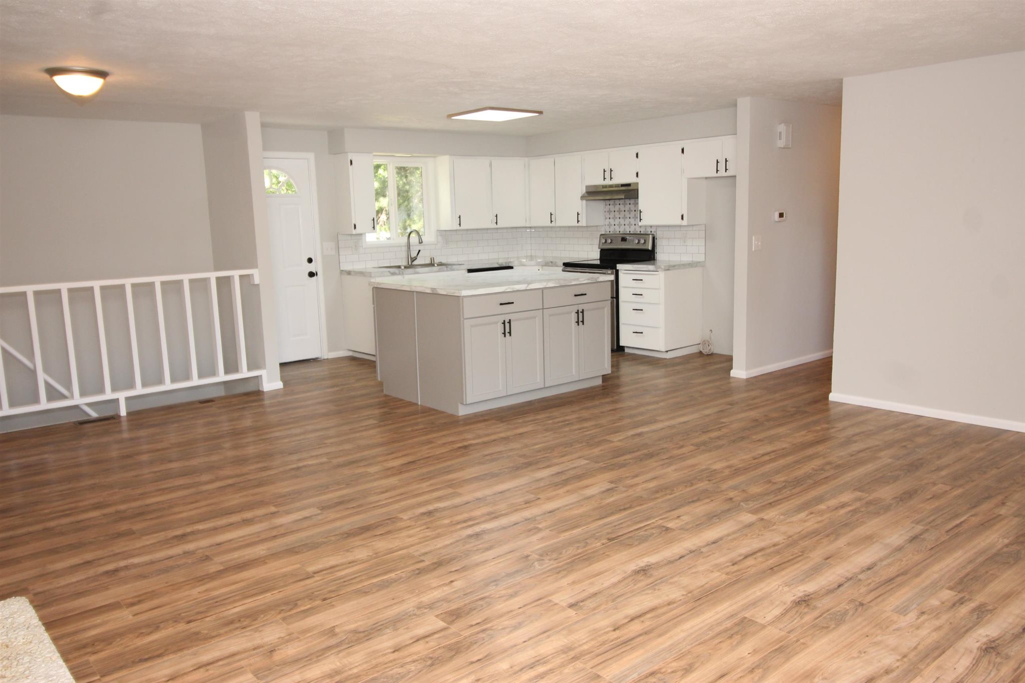 3422 South Bowdish Road Spokane, WA 99206 - Photo 4 of 28 Gallery Image 4