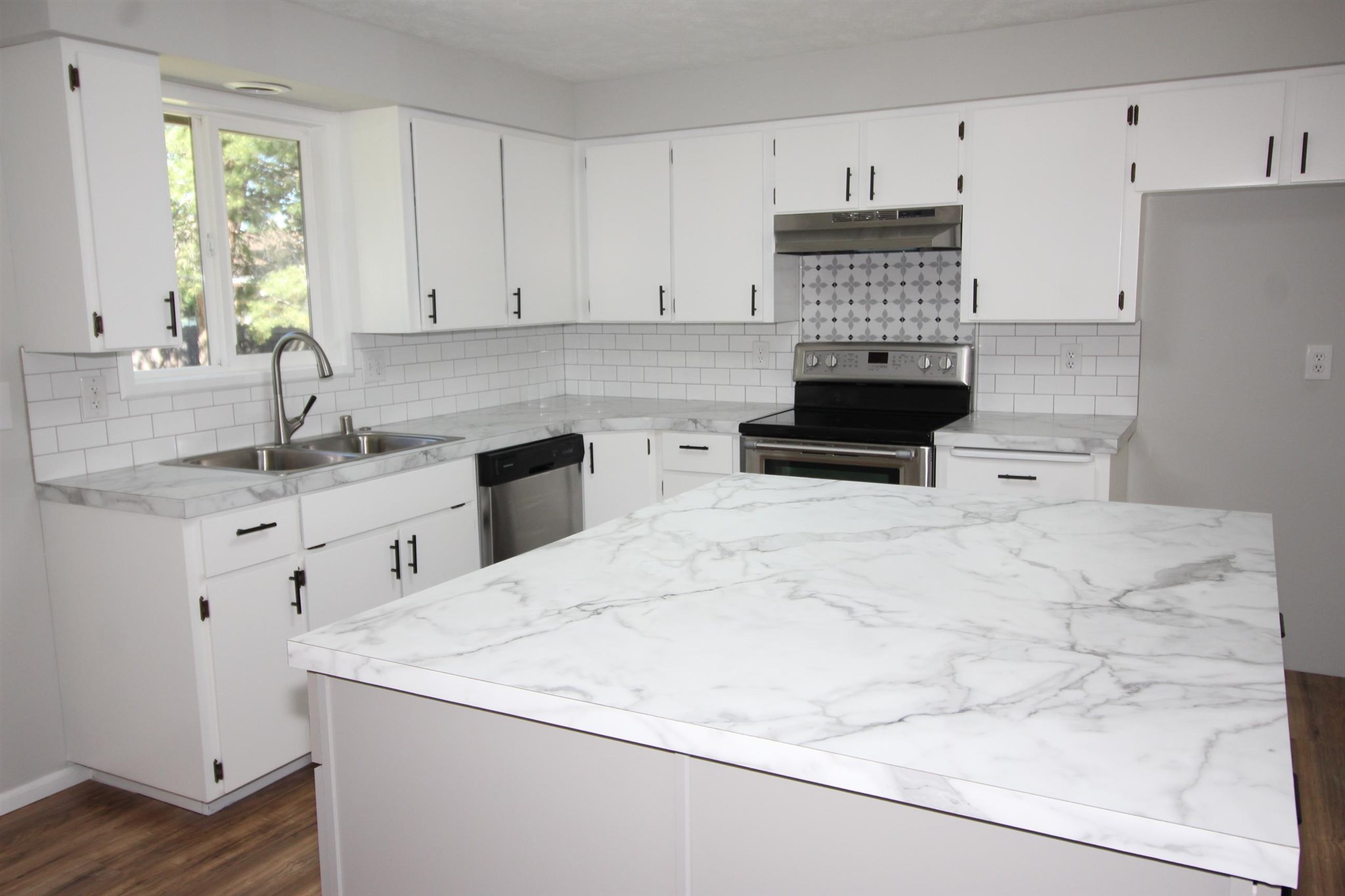 3422 South Bowdish Road Spokane, WA 99206 - Photo 9 of 28 Gallery Image 9