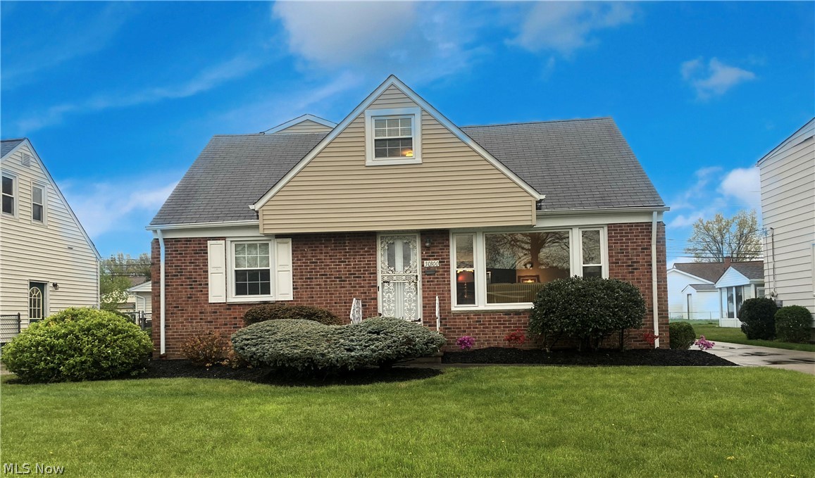 30300 Oakdale Road Willowick, OH 44095 - Photo 1 of 10 Welcome to 30300 OAKDALE ROAD,WILLOWICK.
WELCOME TO 30300 OAKDALE ROAD IN WICKLIFFE. This brick vinyl sided home has 2343 square ft on two floors with 2 bedrooms on first, and 2 more on second.