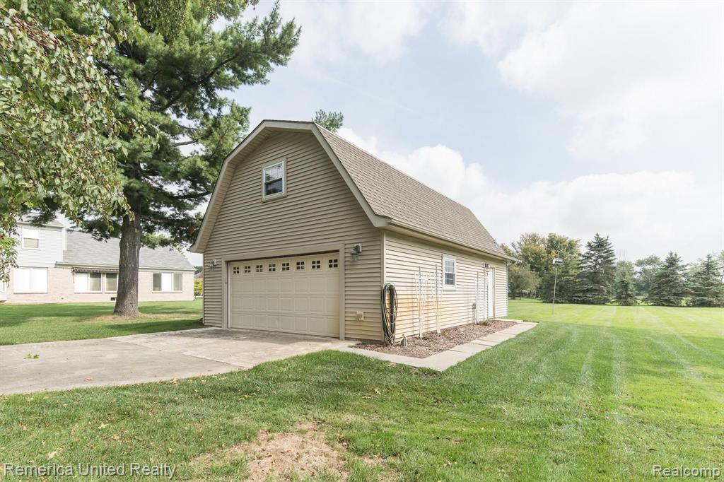 6120 North Beck Road Canton, MI 48187 - Photo 32 of 39