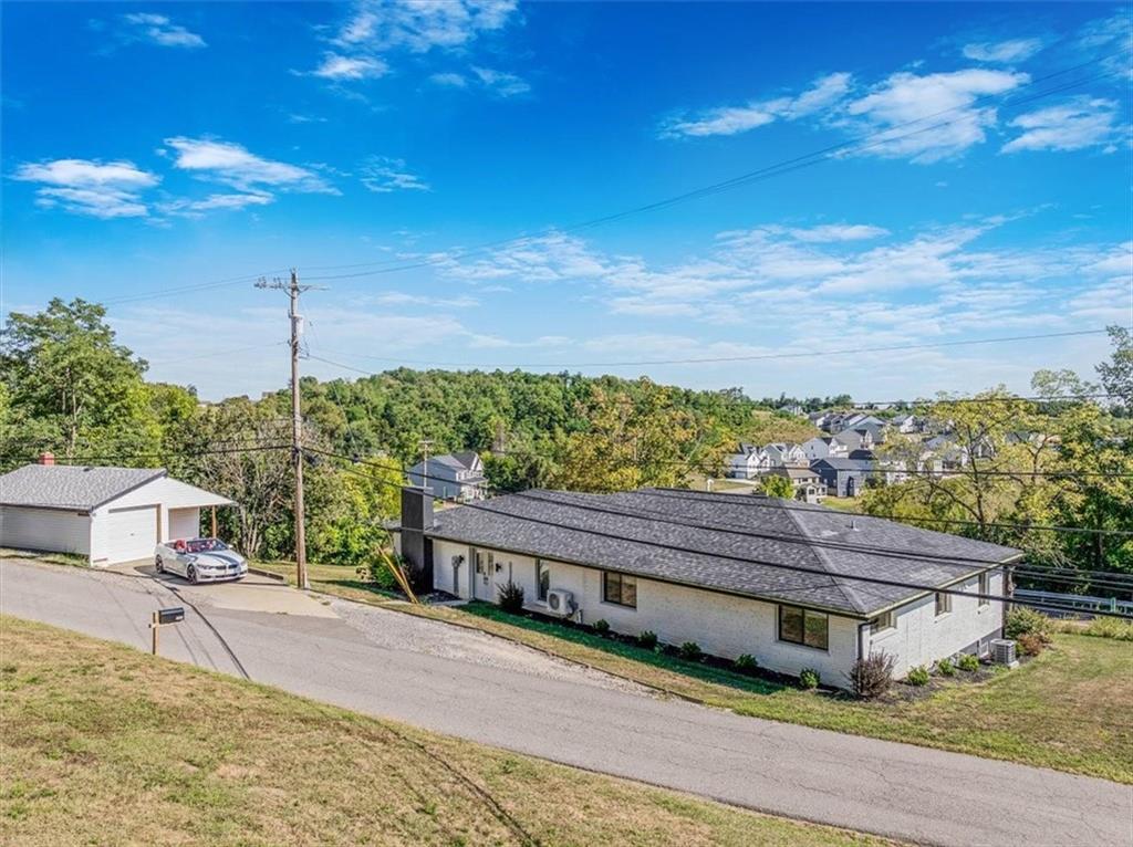 4401 Battle Ridge Road Oakdale, PA 15071 - Photo 47 of 50 a view of a terrace
