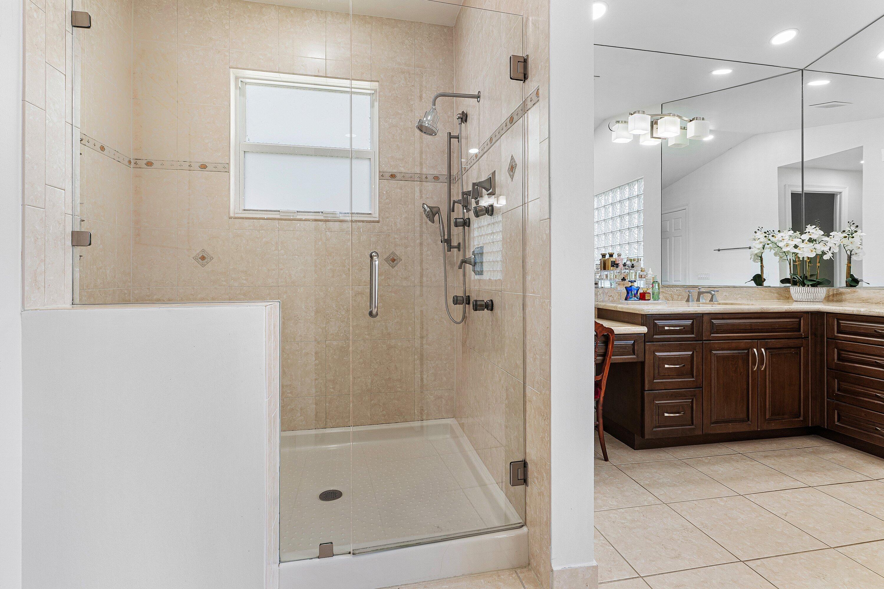 11030 Misty Ridge Way Boynton Beach, FL 33473 - Photo 34 of 56 034-11030MistyRidgeWay-BoyntonBeach-FL-3