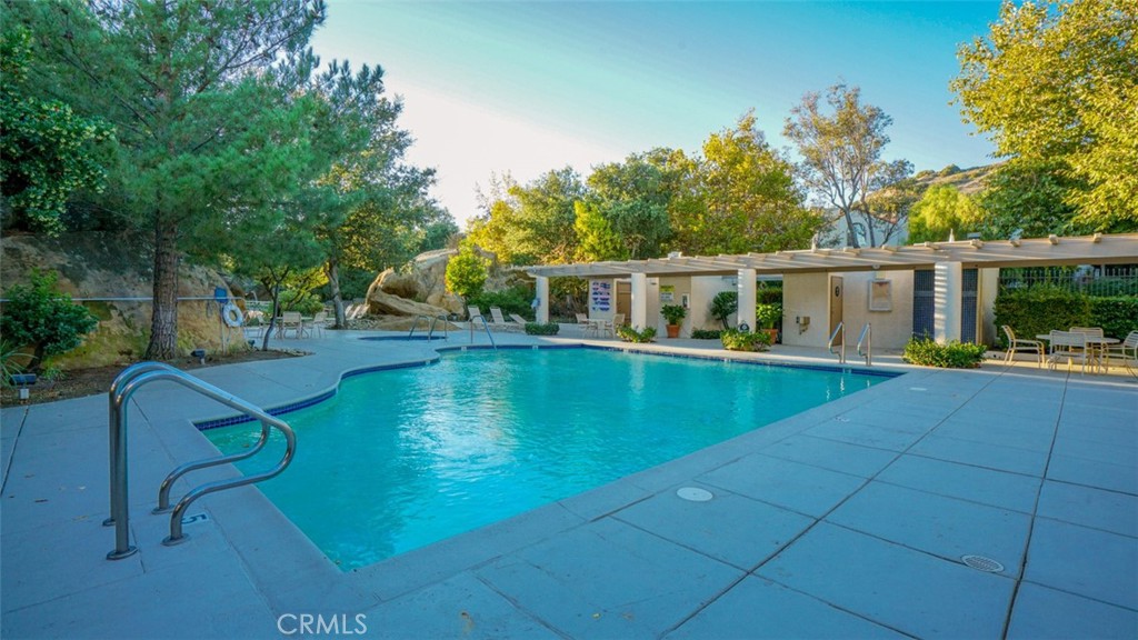 11327 Old Ranch Circle Chatsworth, CA 91311 - Photo 53 of 63