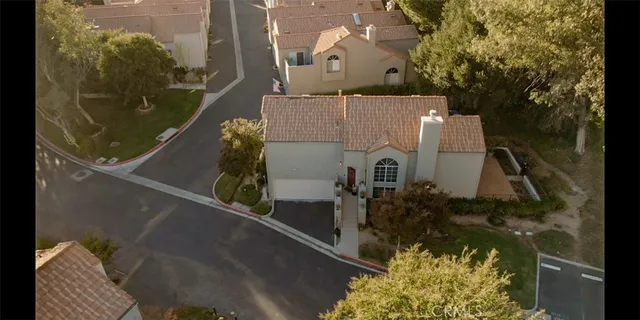 $879,000 | 11327 Old Ranch Circle, Chatsworth, CA 91311