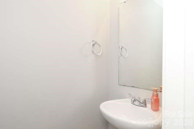 1212 Catawba Run Road Lowell, NC 28098 - Photo 7 of 47