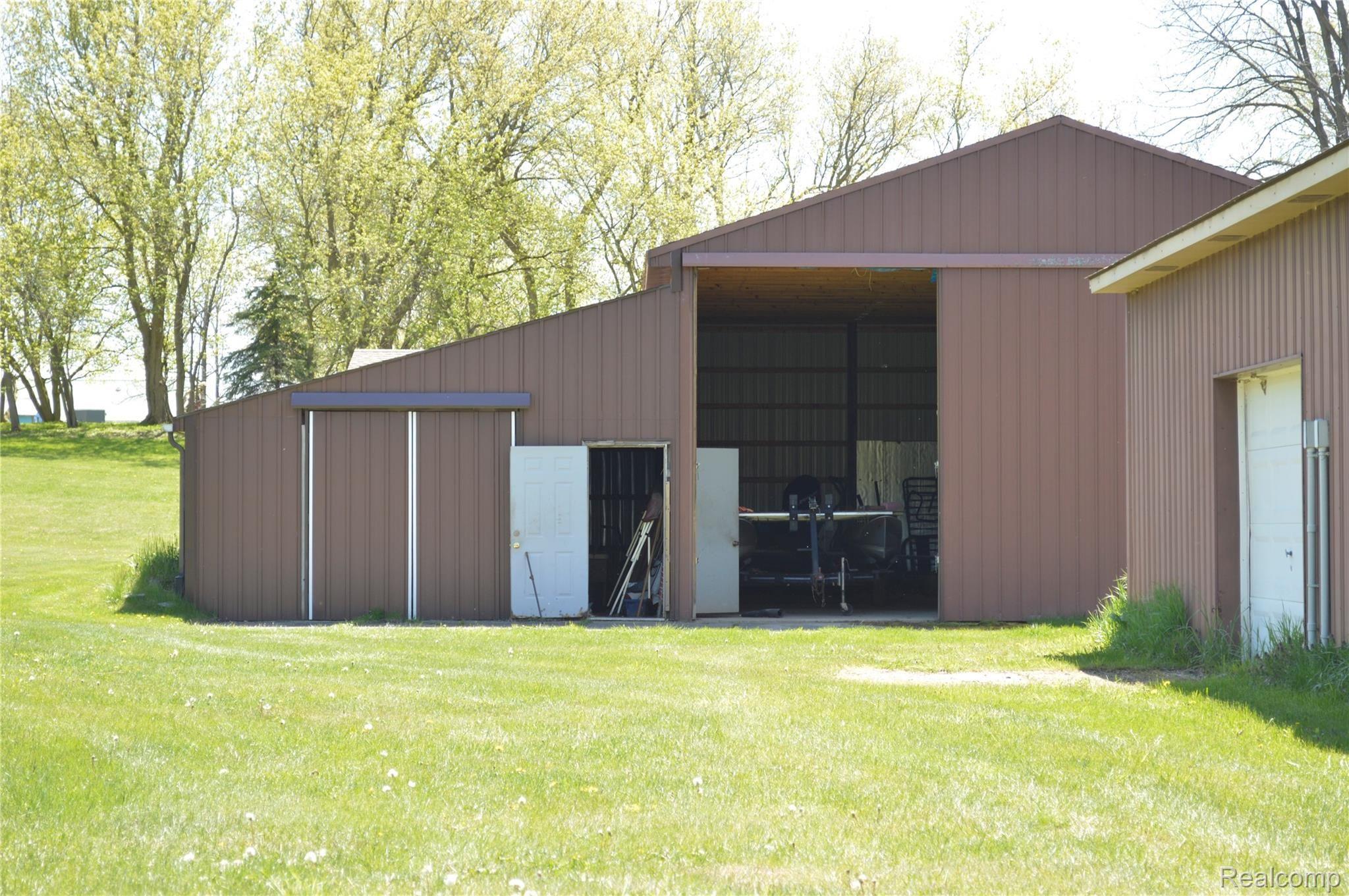 5181 Morrice Road Webberville, MI 48892 - Photo 17 of 58 Barn 2