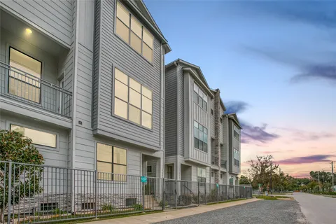 $460,000 | 1508 Beall Street, Houston, TX 77008