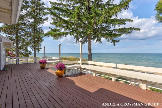 $2,845,000 | 1020 Lions Park Drive, St. Joseph, MI 49085