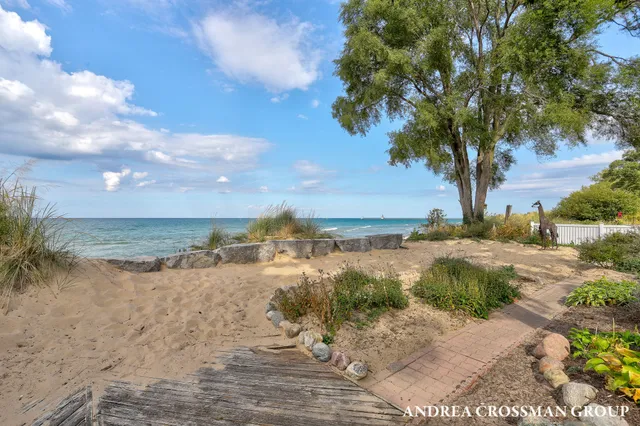 $2,845,000 | 1020 Lions Park Drive, St. Joseph, MI 49085