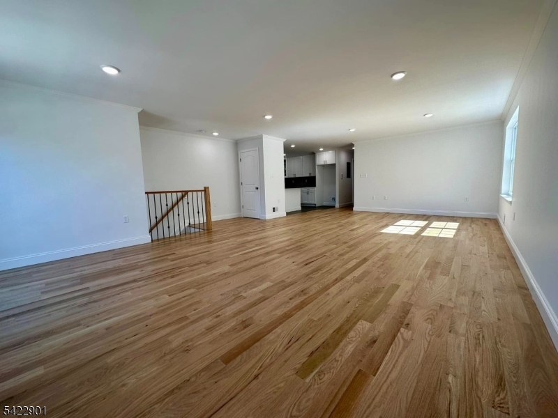 137 Court Street Elizabeth Port, NJ 07206 - Photo 12 of 16