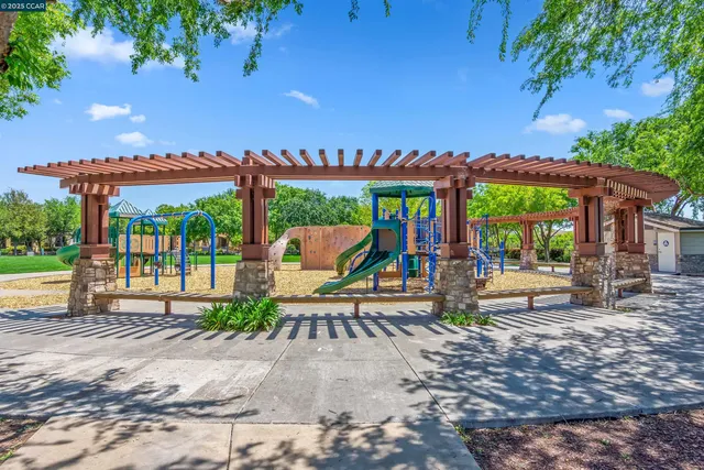 $998,800 | 2073 Watermill Road, San Ramon, CA 94582