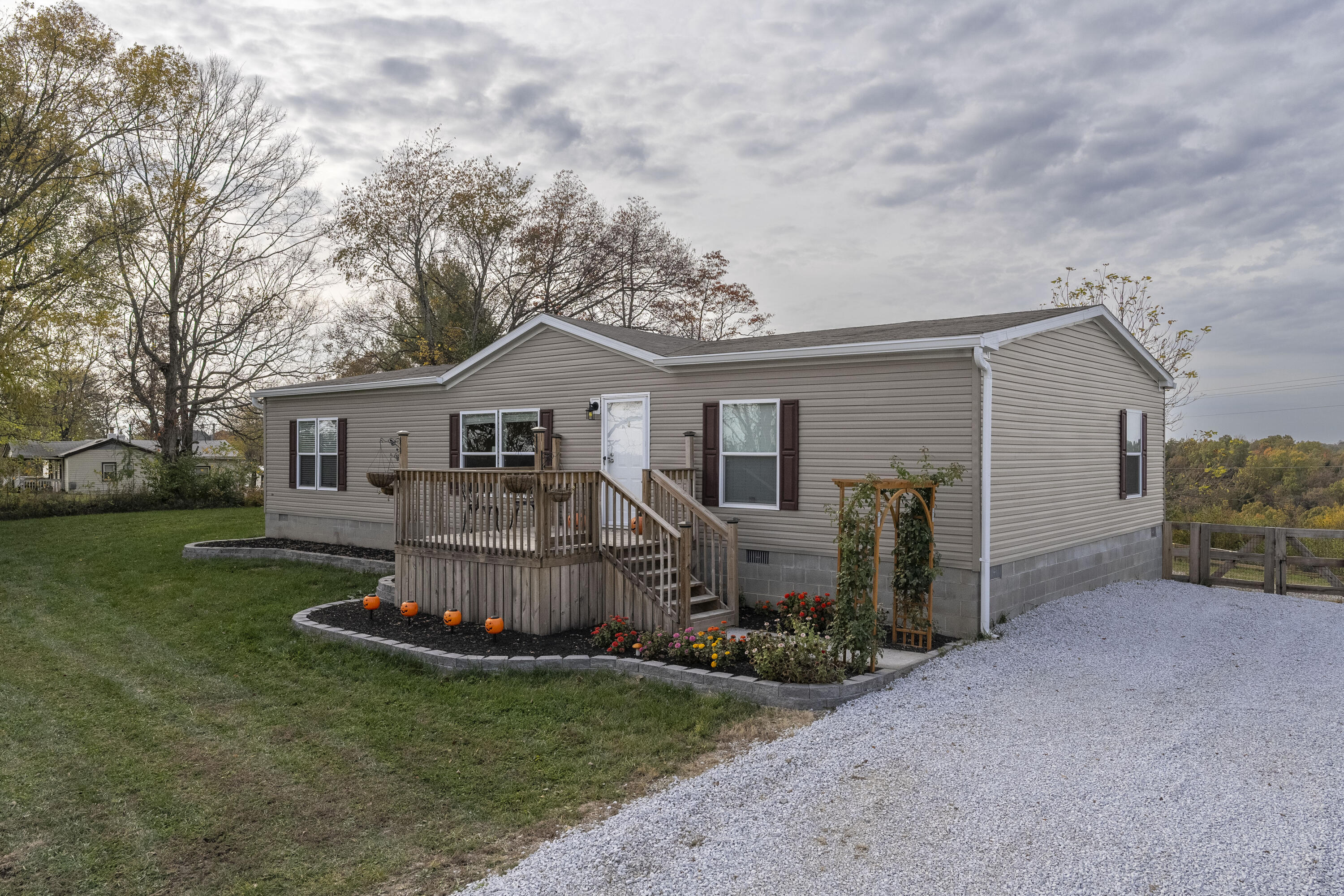 3490 Lemon Northcutt Road Dry Ridge, KY 41035 - Photo 1 of 29