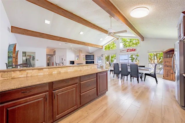 $899,000 | 10136 Cherokee Lane, Payne Springs, TX 75156