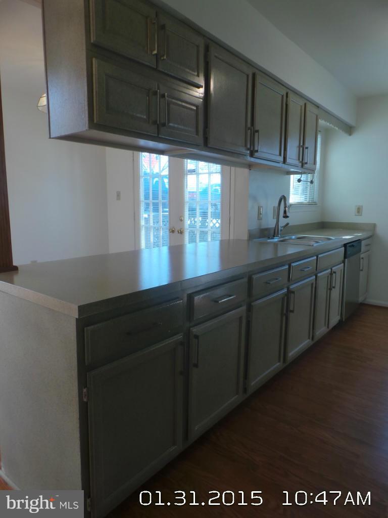 3532 Powder Mill Road, Unit 3532 Beltsville, MD 20705 - Photo 8 of 17 Kitchen