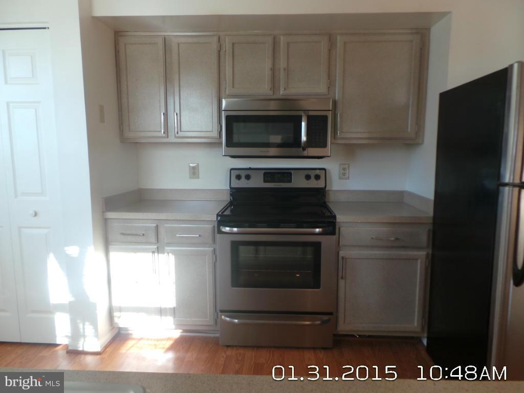 3532 Powder Mill Road, Unit 3532 Beltsville, MD 20705 - Photo 10 of 17 Kitchen