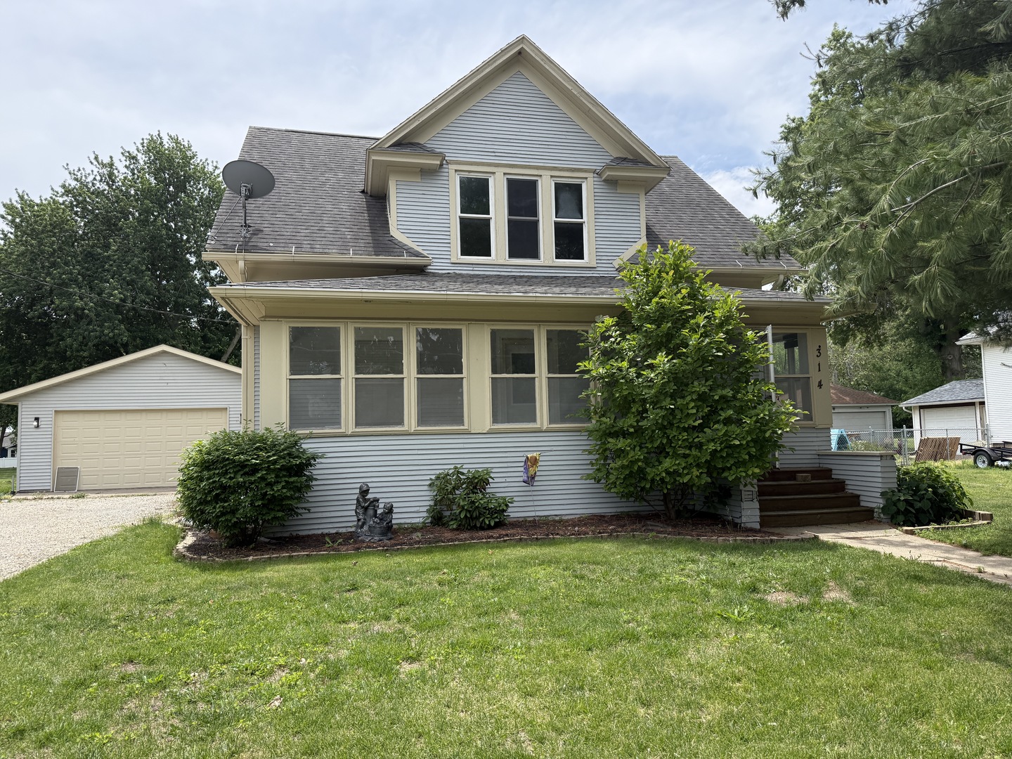 314 Main Street Hooppole, IL 61258 - Photo 2 of 20