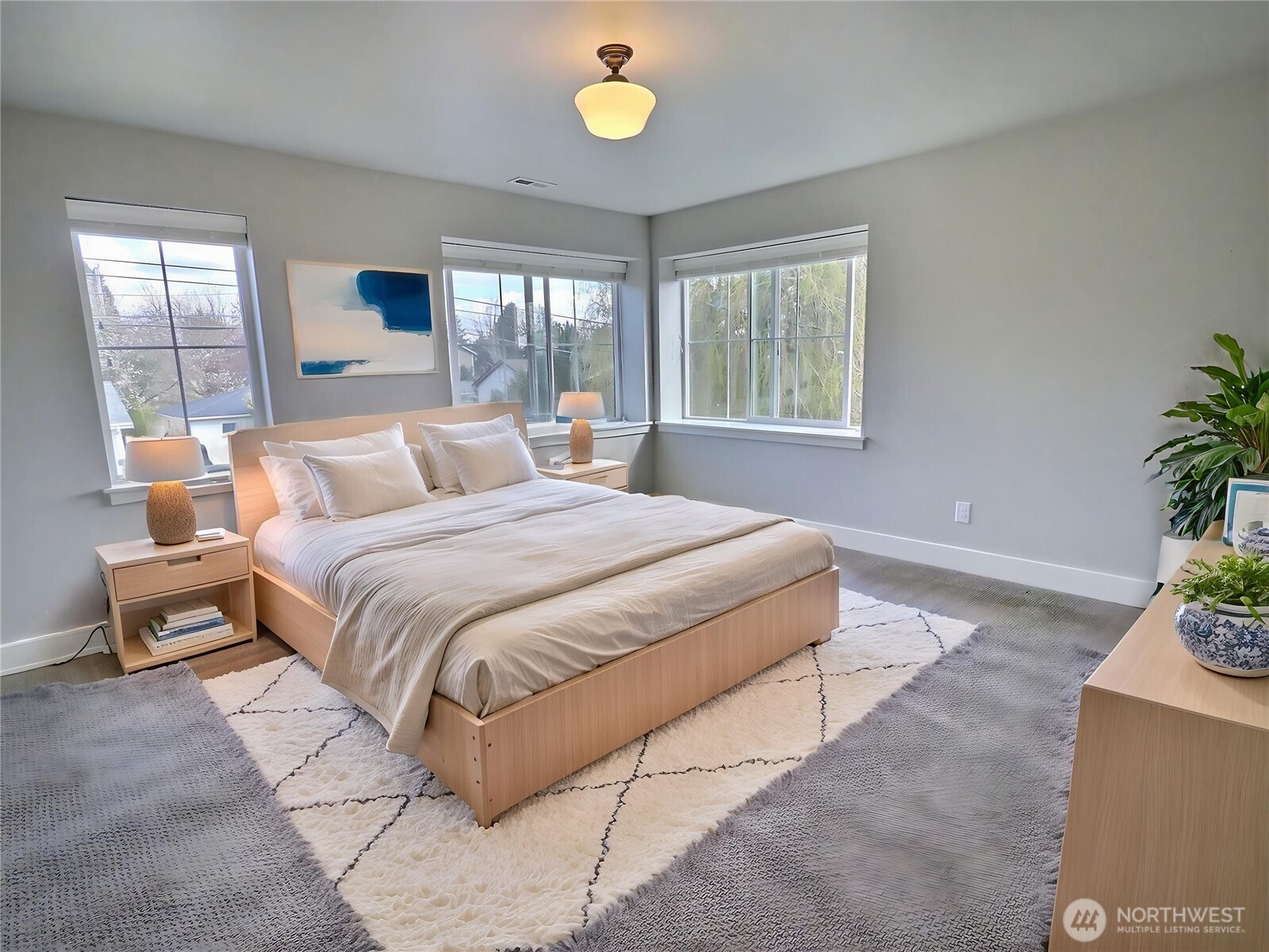 745 North 101st Street Seattle, WA 98133 - Photo 14 of 36