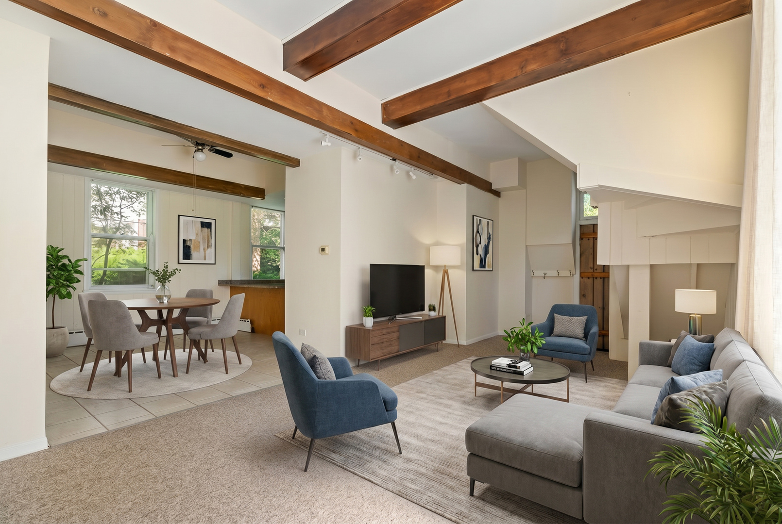 1235.5 Ridge Avenue Evanston, IL 60202 - Photo 5 of 29