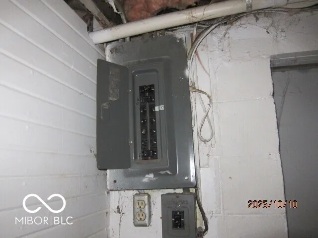 $129,900 | 1808 North Emerson Avenue, Indianapolis, IN 46218