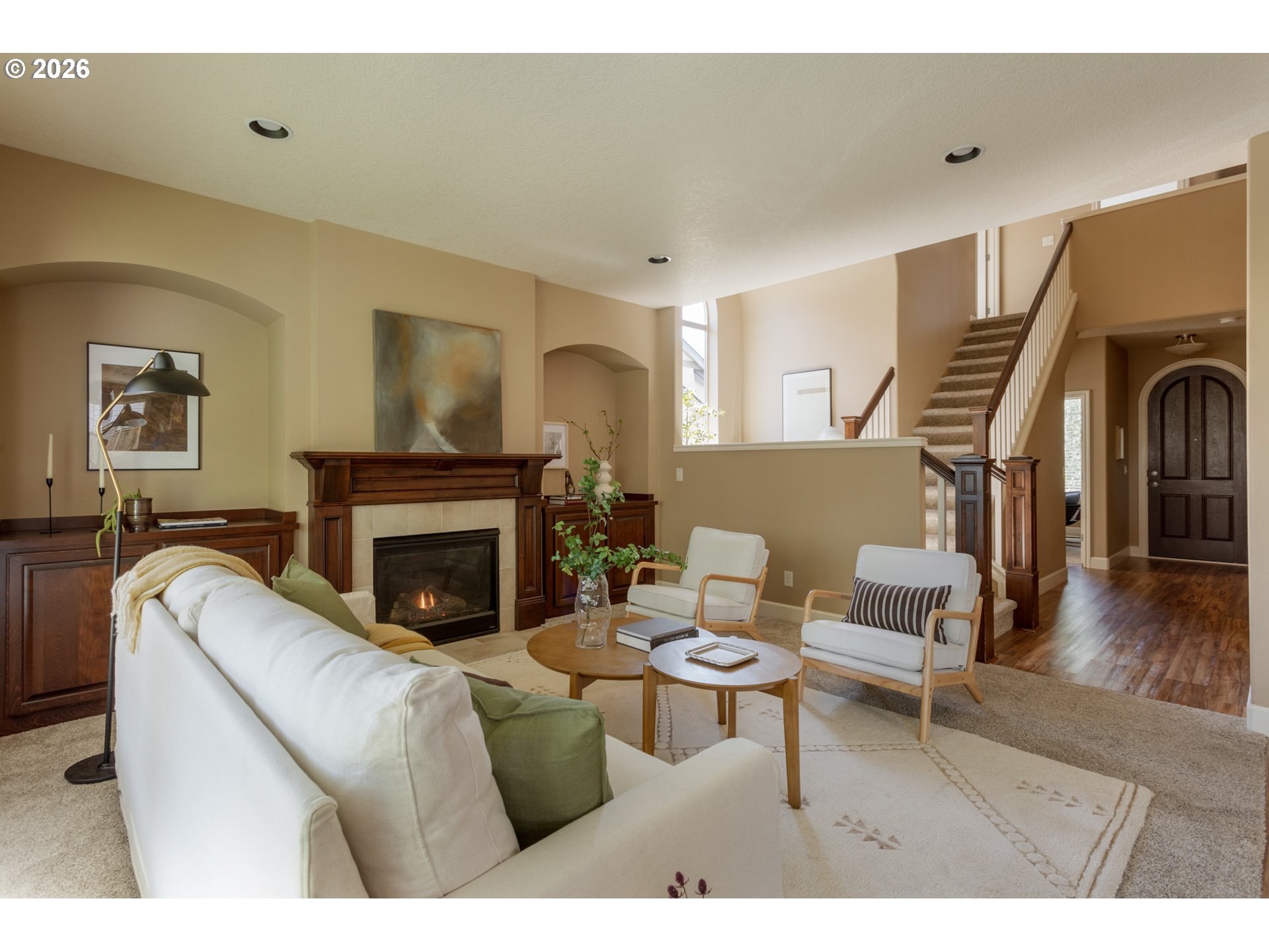 13357 Southwest Alpine View Tigard, OR 97224 - Photo 3 of 32 Living Room